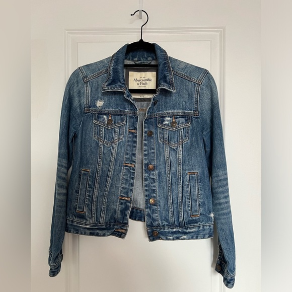 Denim jacket - Picture 1 of 2
